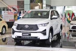 تويوتا انوفا